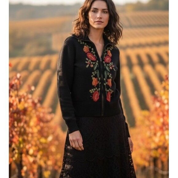 Tiara Sweaters - Tiara Black Floral Size Large Full Zip Cottagecore Whimsigoth Cardigan Sweater
